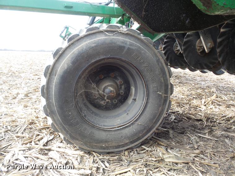 image for item DC7413 2004 Great Plains 3N-4010 no-till grain drill
