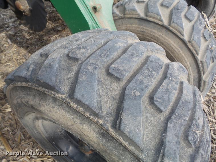 image for item DC7413 2004 Great Plains 3N-4010 no-till grain drill