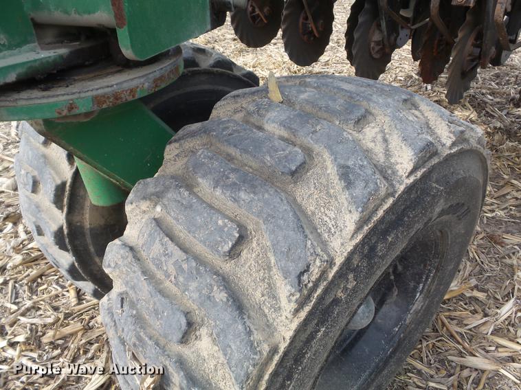 image for item DC7413 2004 Great Plains 3N-4010 no-till grain drill