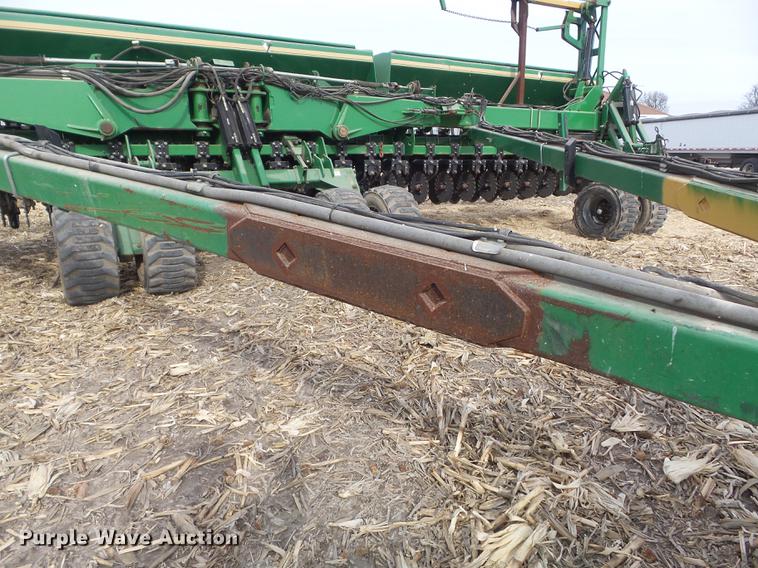 image for item DC7413 2004 Great Plains 3N-4010 no-till grain drill