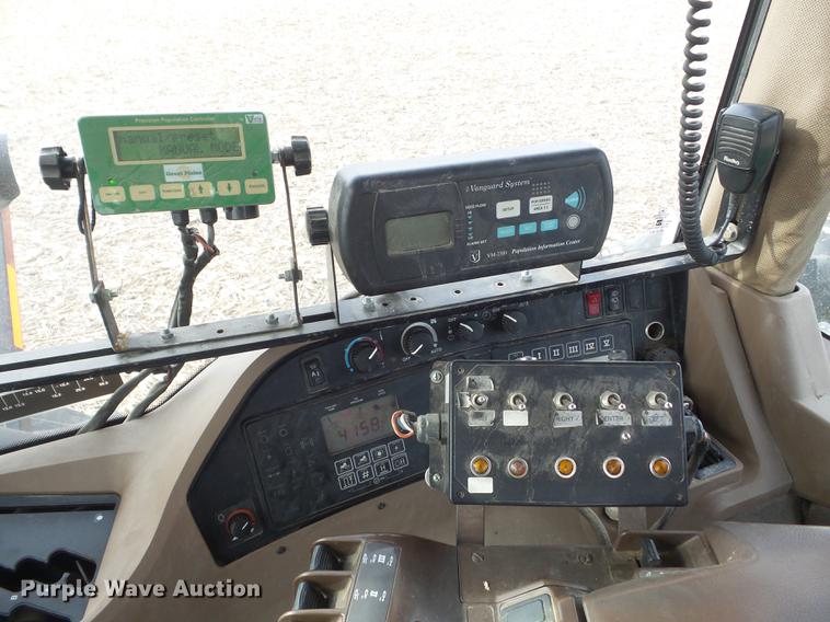 image for item DC7413 2004 Great Plains 3N-4010 no-till grain drill