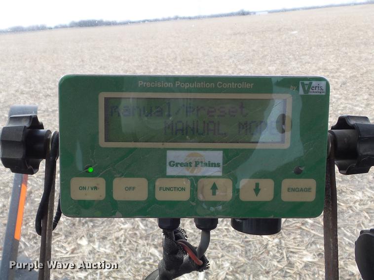 image for item DC7413 2004 Great Plains 3N-4010 no-till grain drill