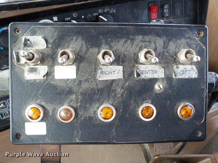 image for item DC7413 2004 Great Plains 3N-4010 no-till grain drill