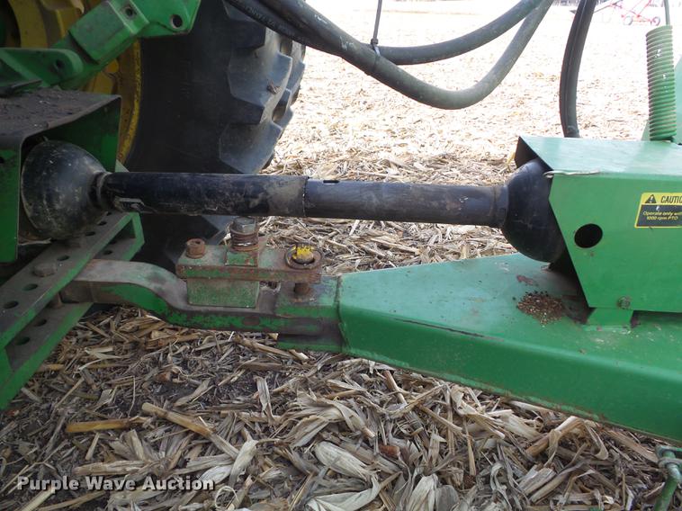 image for item DC7414 John Deere E0200 bale stacker