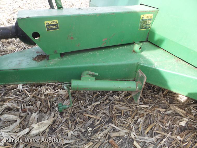 image for item DC7414 John Deere E0200 bale stacker