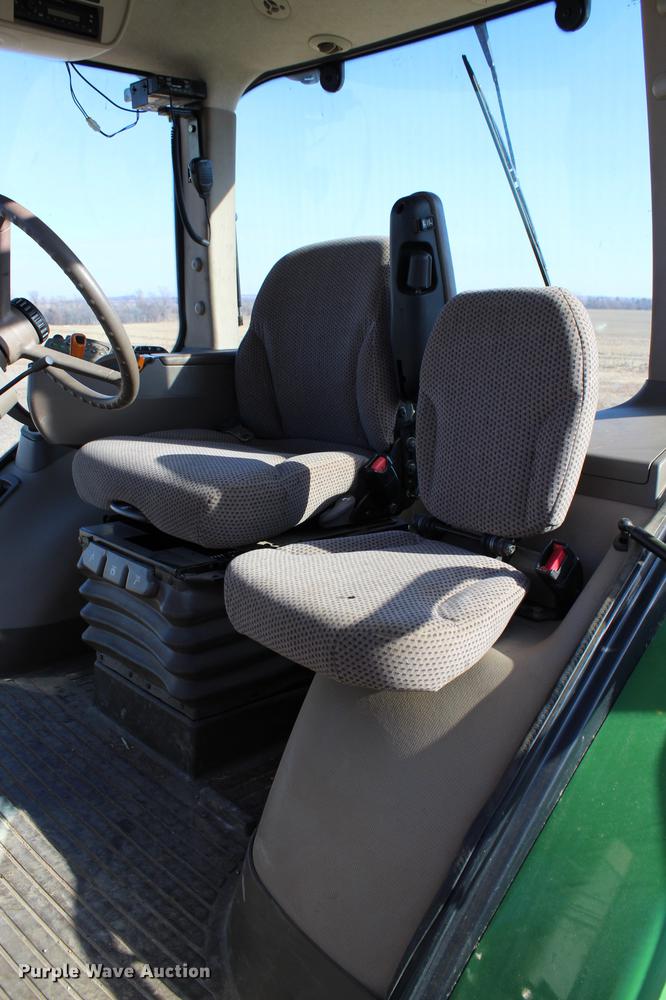 image for item DC7721 2011 John Deere 7200R MFWD tractor