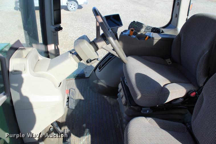 image for item DC7721 2011 John Deere 7200R MFWD tractor