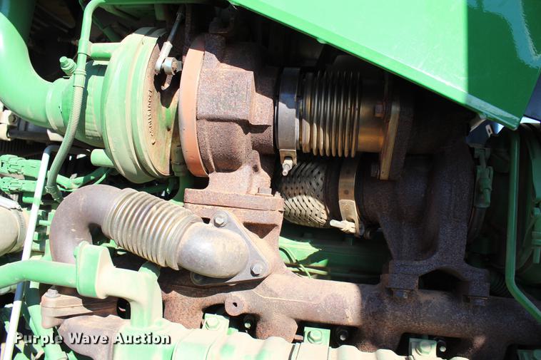 image for item DC7721 2011 John Deere 7200R MFWD tractor