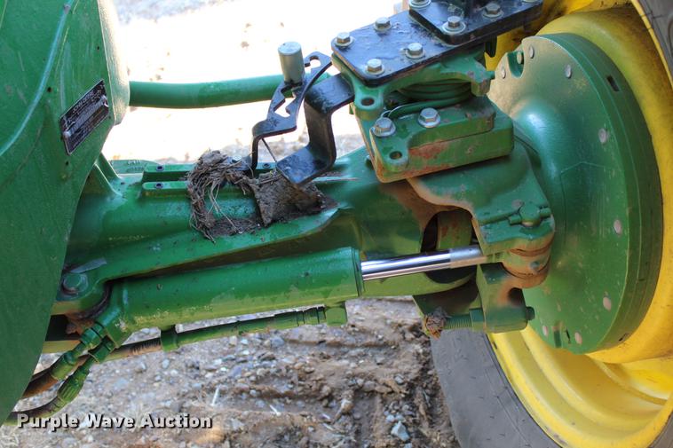 image for item DC7721 2011 John Deere 7200R MFWD tractor