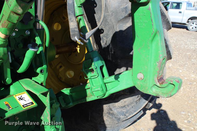 image for item DC7721 2011 John Deere 7200R MFWD tractor