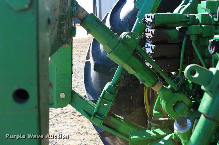 image for item DC7721 2011 John Deere 7200R MFWD tractor