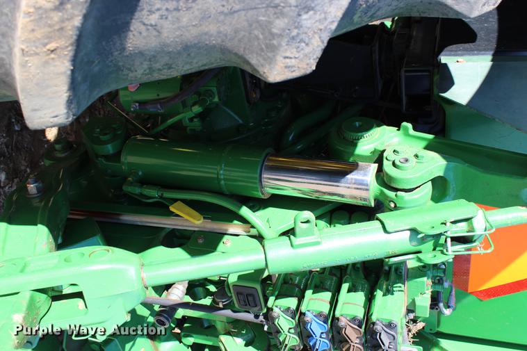 image for item DC7721 2011 John Deere 7200R MFWD tractor
