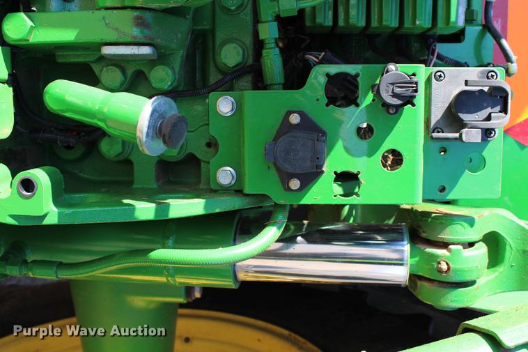 image for item DC7721 2011 John Deere 7200R MFWD tractor