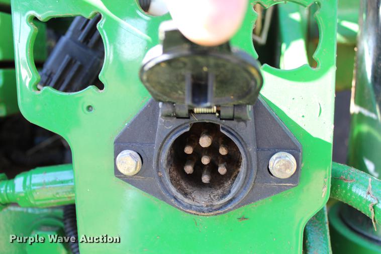 image for item DC7721 2011 John Deere 7200R MFWD tractor