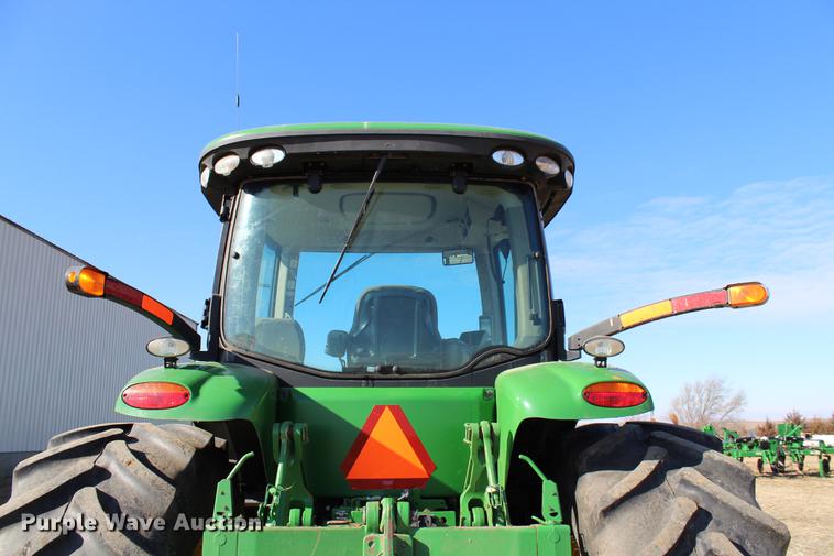 image for item DC7721 2011 John Deere 7200R MFWD tractor
