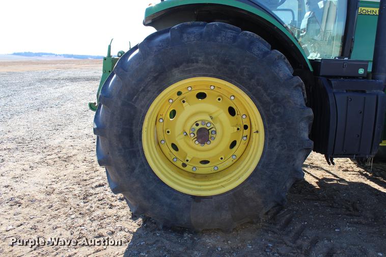 image for item DC7721 2011 John Deere 7200R MFWD tractor