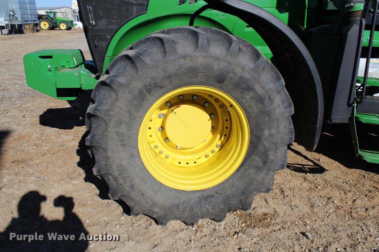 image for item DC7721 2011 John Deere 7200R MFWD tractor