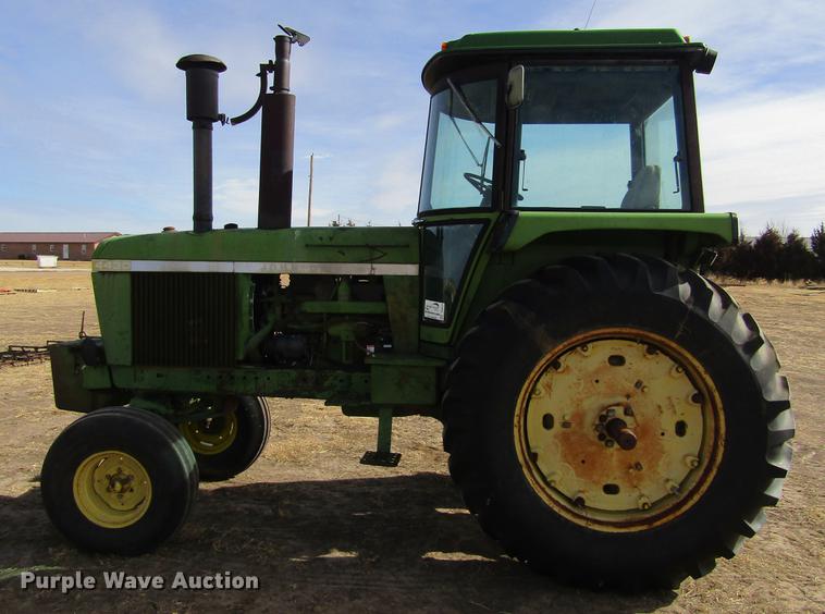 image for item DC8252 1973 John Deere 4430 tractor
