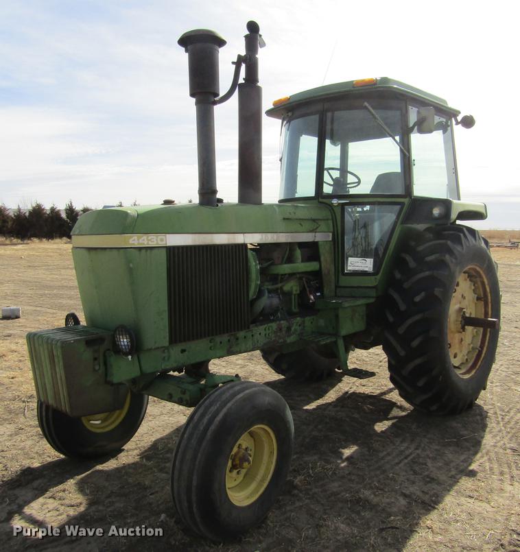 image for item DC8252 1973 John Deere 4430 tractor