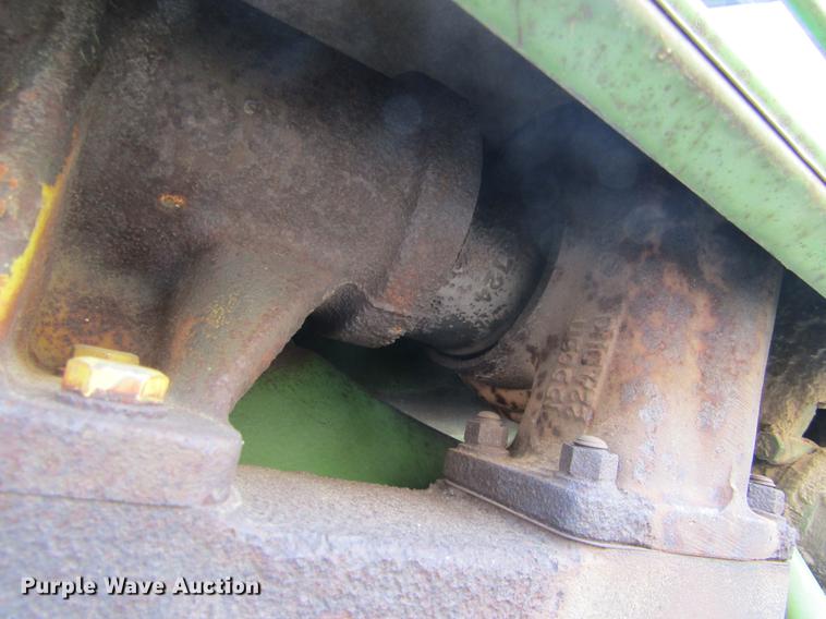 image for item DC8252 1973 John Deere 4430 tractor