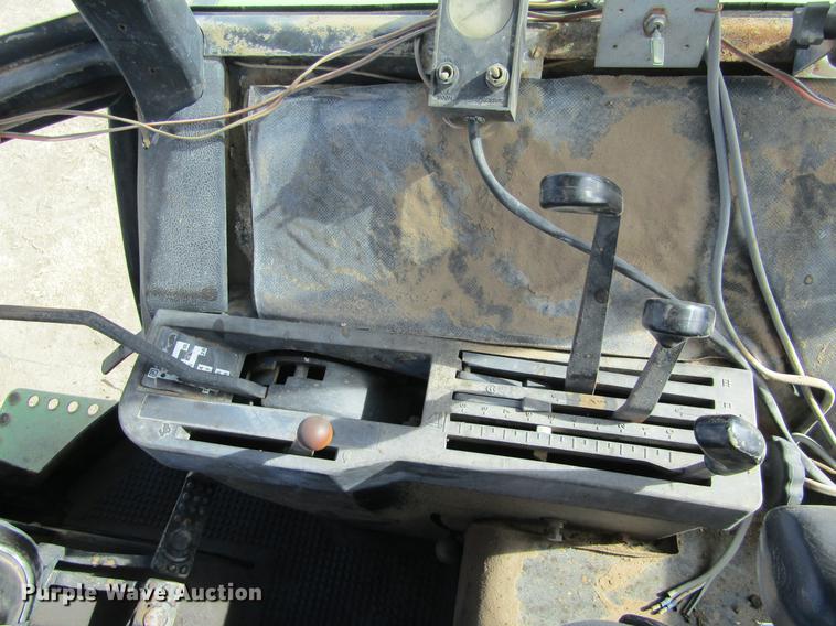 image for item DC8252 1973 John Deere 4430 tractor