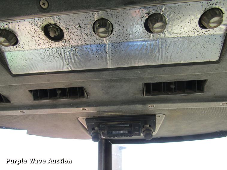 image for item DC8252 1973 John Deere 4430 tractor