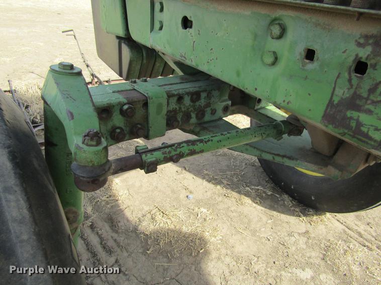 image for item DC8252 1973 John Deere 4430 tractor