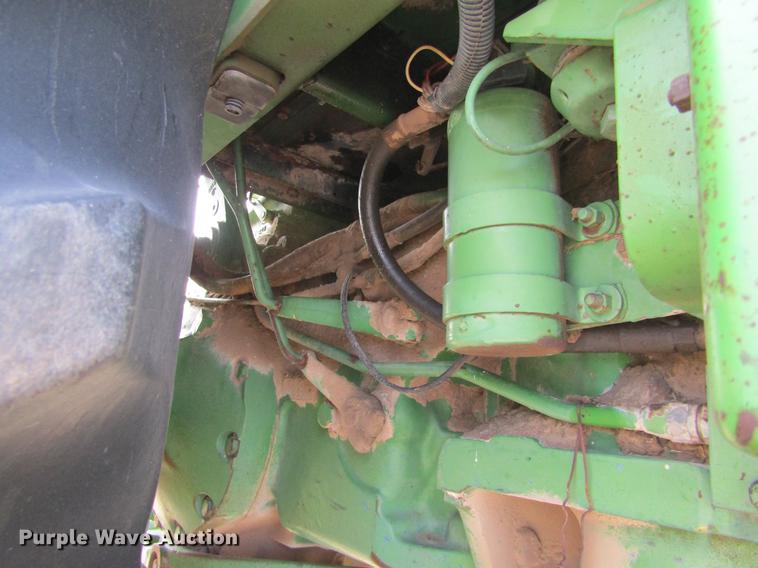 image for item DC8252 1973 John Deere 4430 tractor