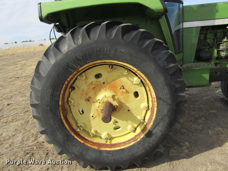 image for item DC8252 1973 John Deere 4430 tractor