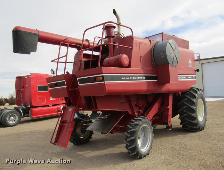image for item DC8253 1981 International 1460 Axial-Flow combine