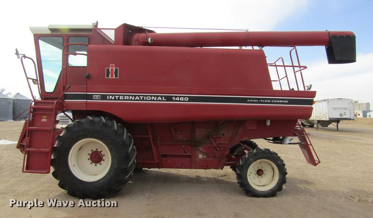 image for item DC8253 1981 International 1460 Axial-Flow combine