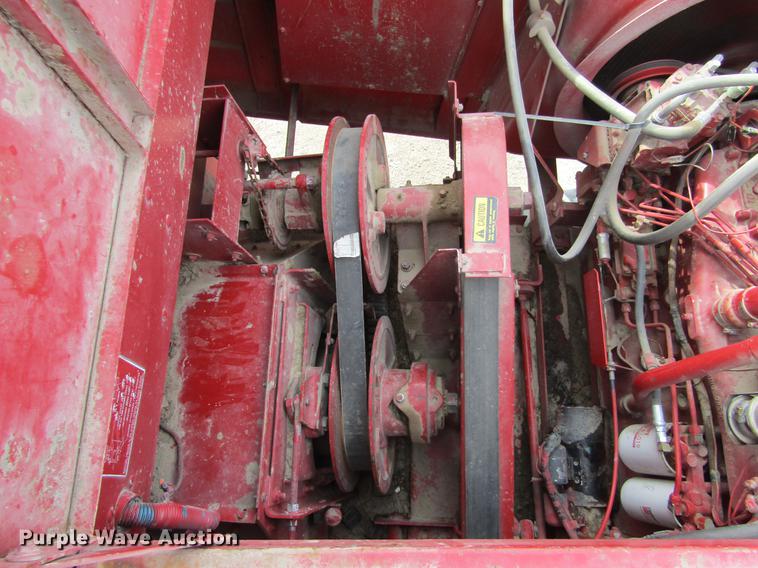 image for item DC8253 1981 International 1460 Axial-Flow combine
