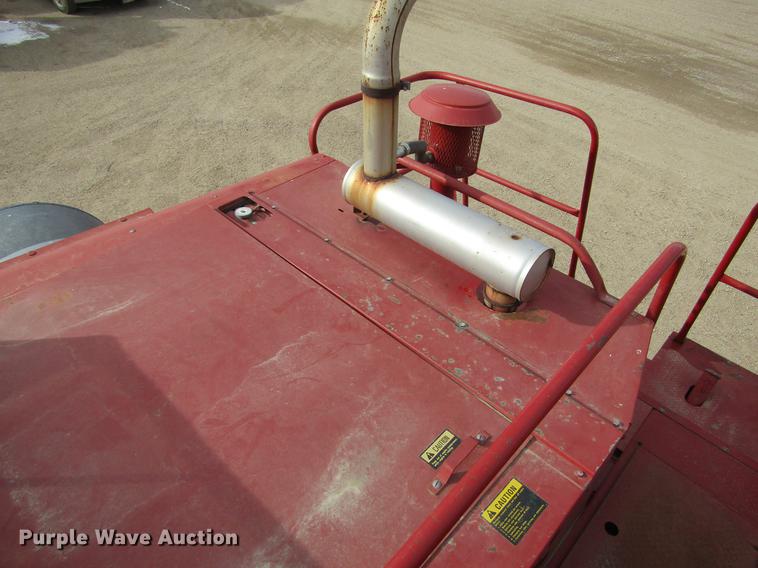 image for item DC8253 1981 International 1460 Axial-Flow combine