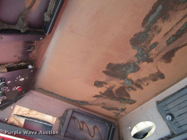 image for item DC8253 1981 International 1460 Axial-Flow combine