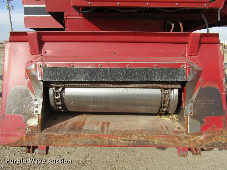 image for item DC8253 1981 International 1460 Axial-Flow combine