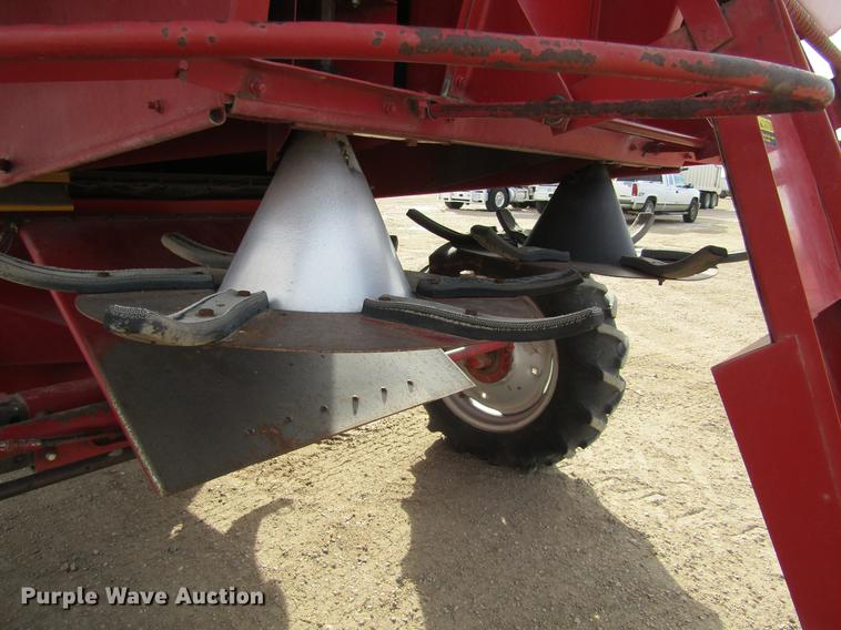 image for item DC8253 1981 International 1460 Axial-Flow combine