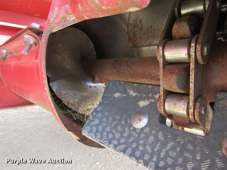 image for item DC8253 1981 International 1460 Axial-Flow combine