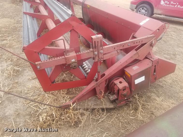 image for item DC8253 1981 International 1460 Axial-Flow combine