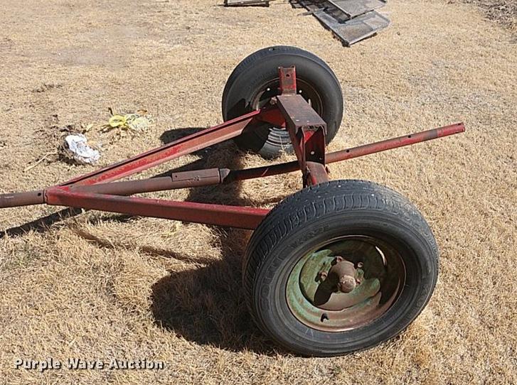 image for item DC8253 1981 International 1460 Axial-Flow combine