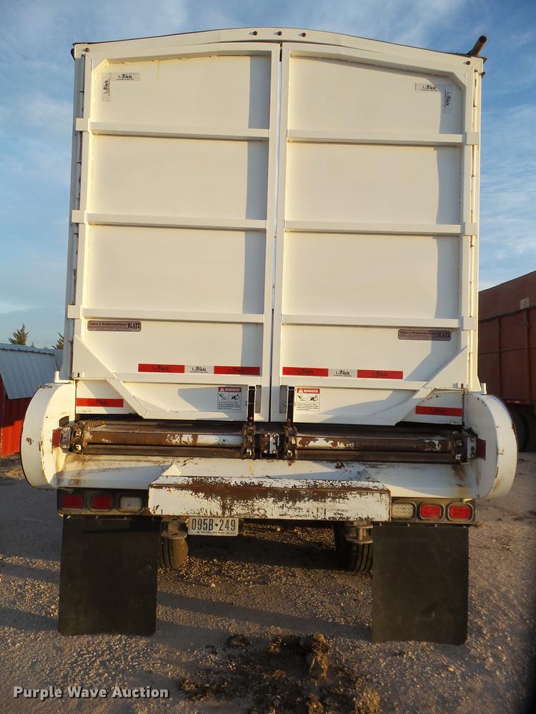 image for item DD1239 2017 Blatz BHMM6G97199CC189 live bottom trailer