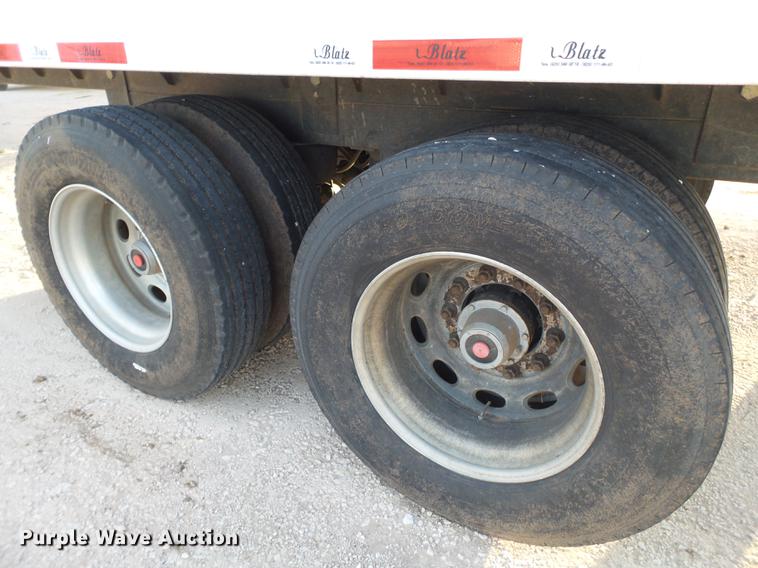 image for item DD1239 2017 Blatz BHMM6G97199CC189 live bottom trailer