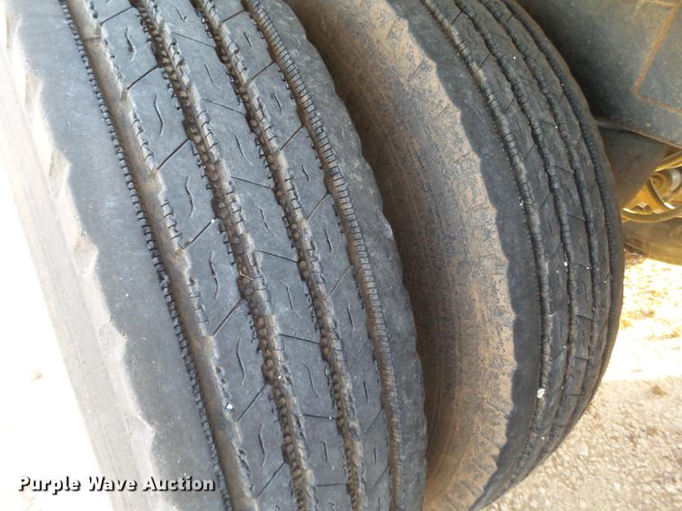 image for item DD1239 2017 Blatz BHMM6G97199CC189 live bottom trailer