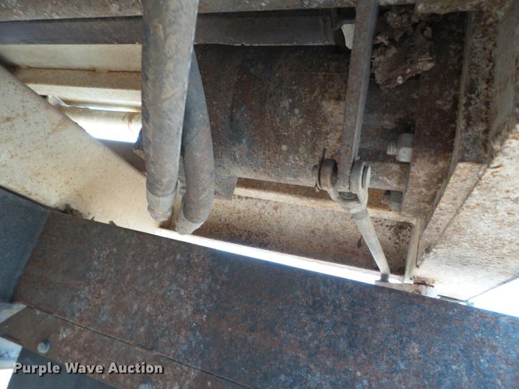 image for item DD1239 2017 Blatz BHMM6G97199CC189 live bottom trailer