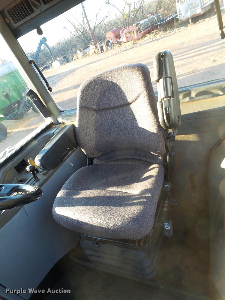 image for item DD1240 1989 Case IH 7140 MFWD tractor