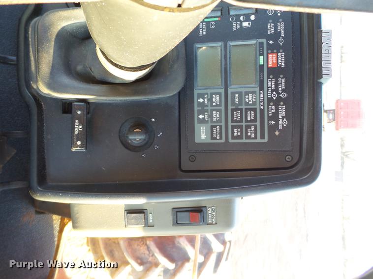 image for item DD1240 1989 Case IH 7140 MFWD tractor