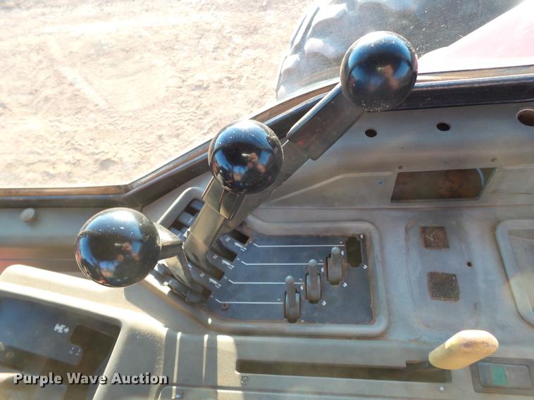 image for item DD1240 1989 Case IH 7140 MFWD tractor