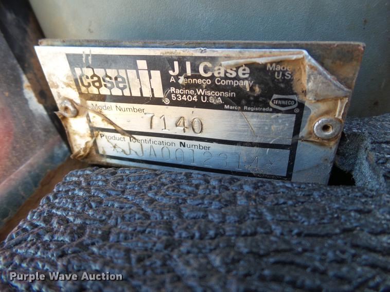 image for item DD1240 1989 Case IH 7140 MFWD tractor