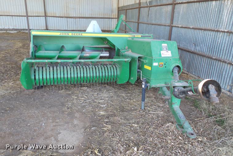 image for item DD1242 1999 John Deere 348W square baler