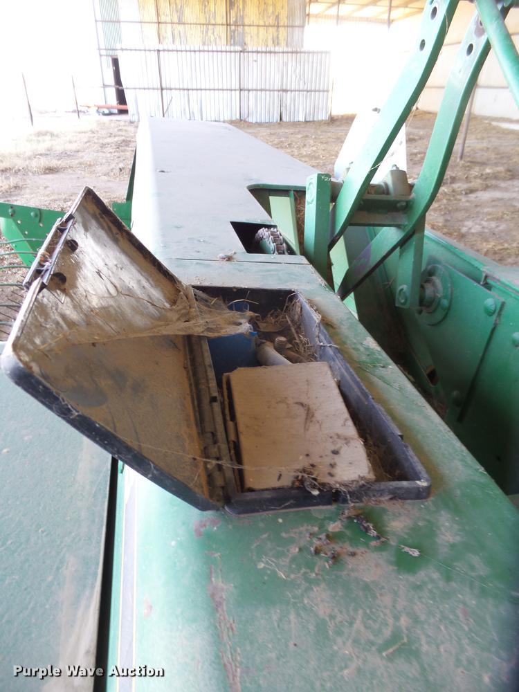 image for item DD1242 1999 John Deere 348W square baler