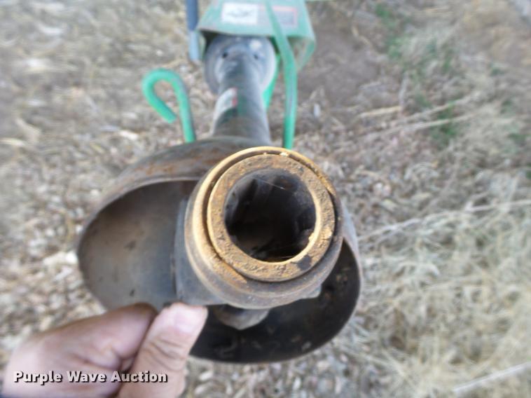 image for item DD1242 1999 John Deere 348W square baler